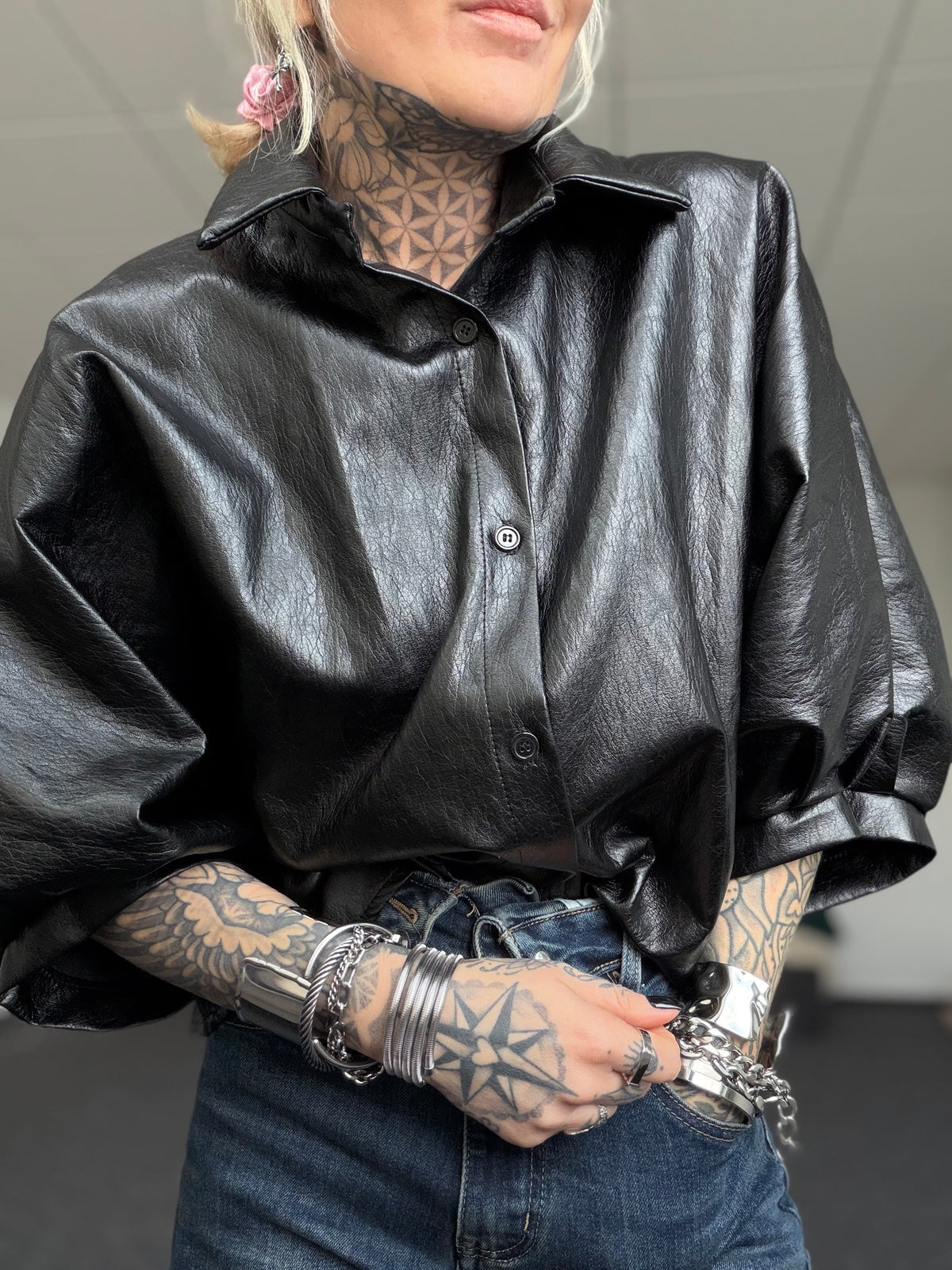 Bluse // FAKE LEATHER