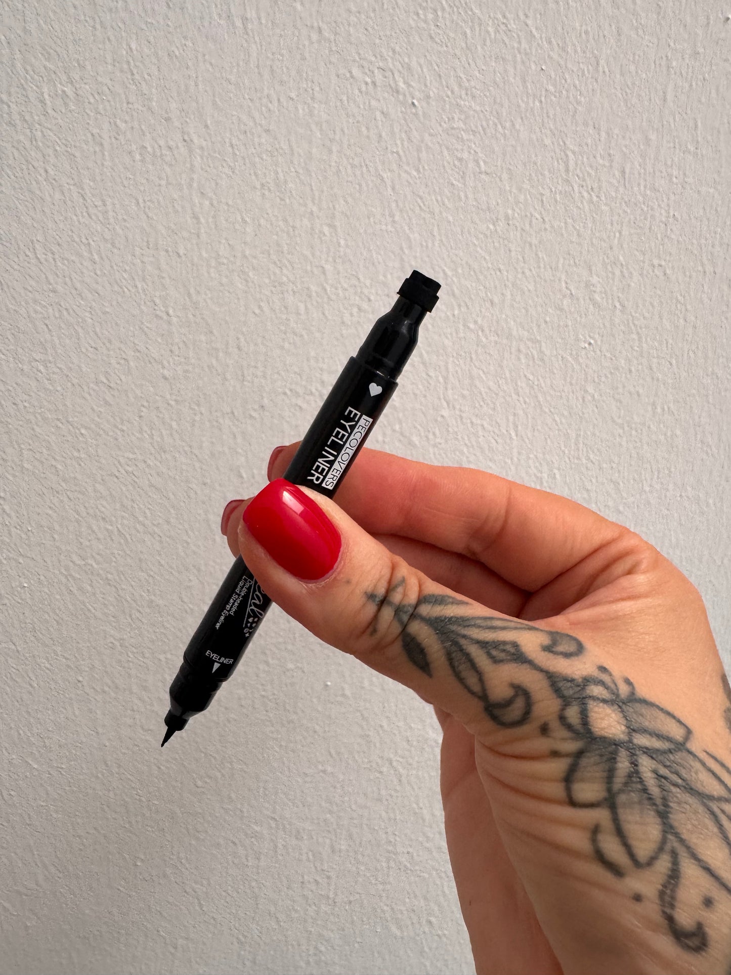 2in1 Eyeliner Stamp // HERZ