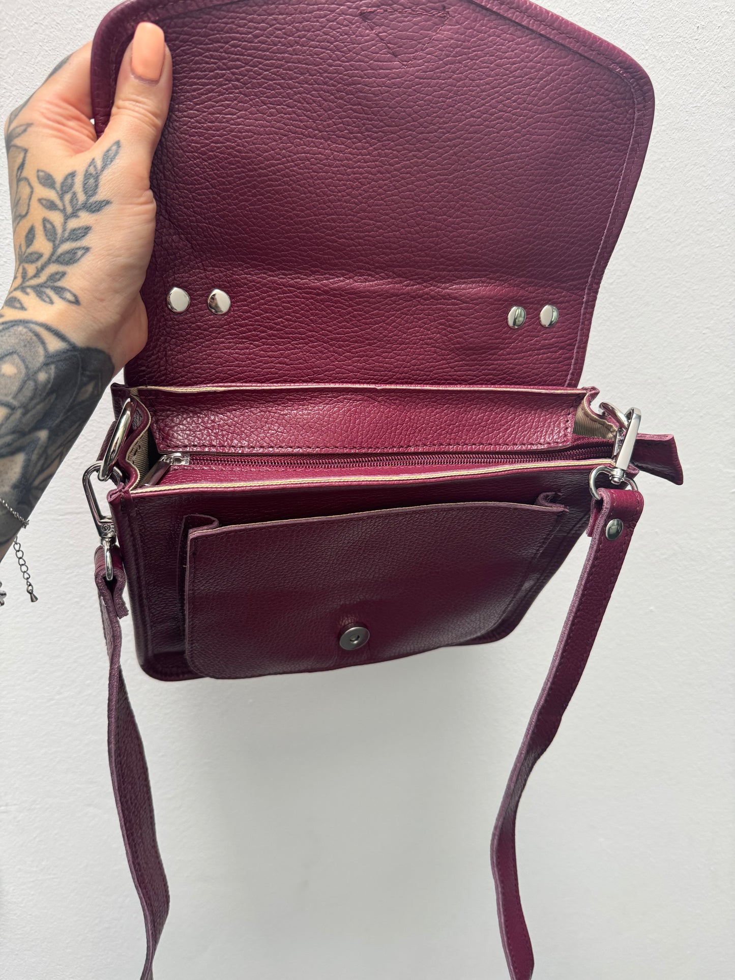 Retro Crossbody Bag // AUTUMN BORDEAUX