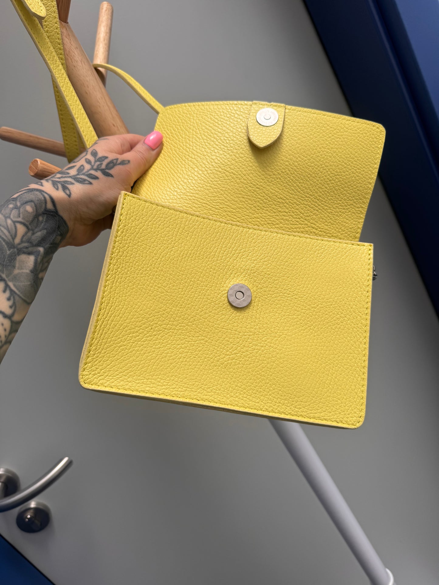 Small Crossbody // GELB