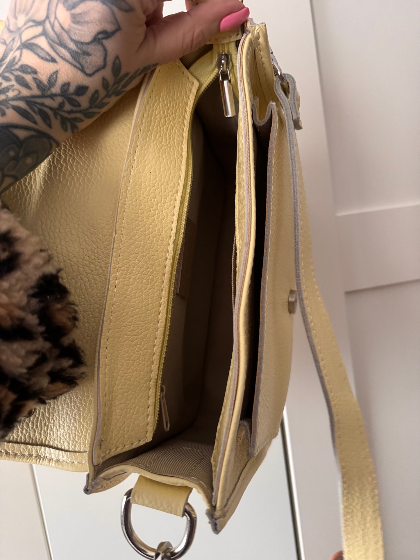 Retro Crossbody Bag // PASTELLGELB