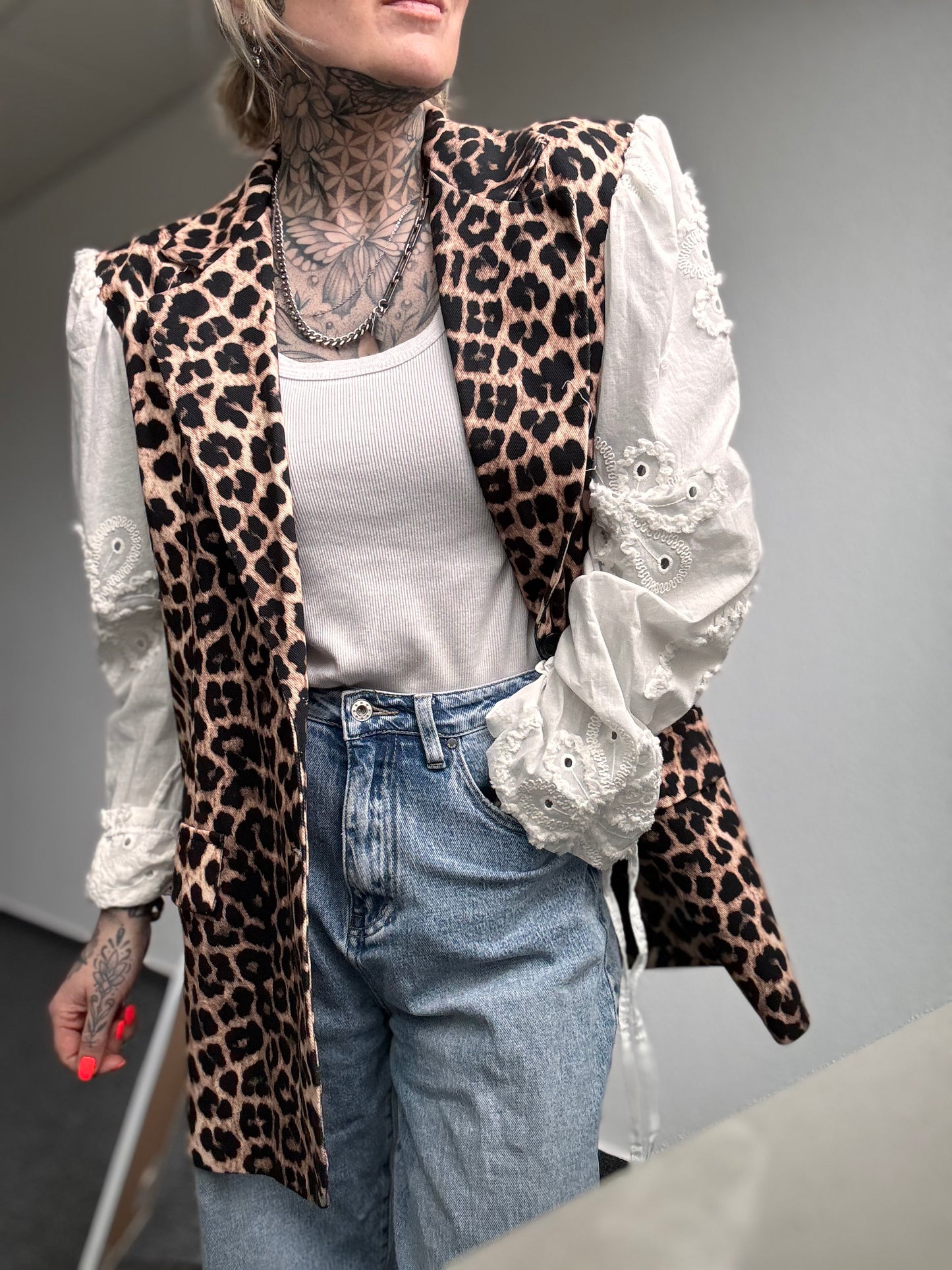 Blazer // WEISSE ÄRMEL GR L-XL