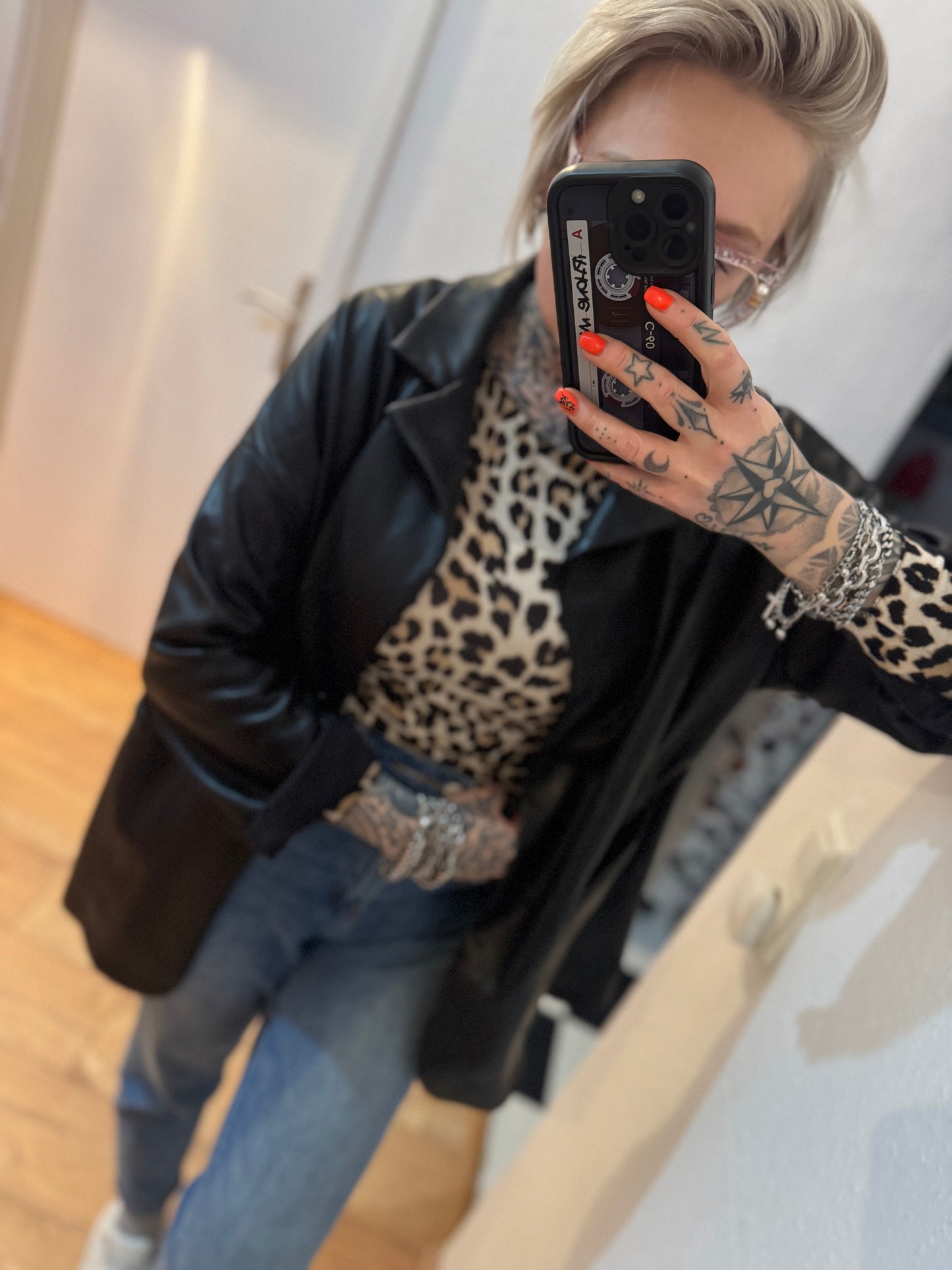 Langarm // LEO BEIGE CASHMERE