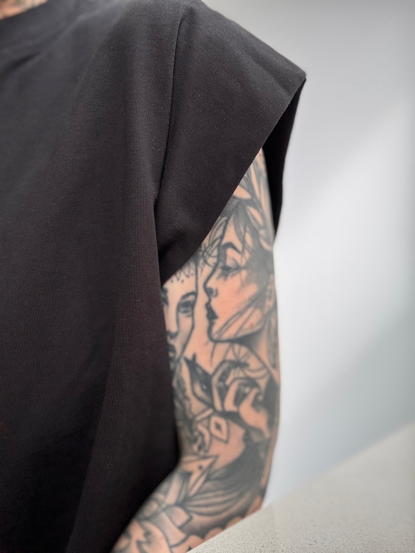 Basic Oversize Shirt // BLACK IS MY FAV COLOR