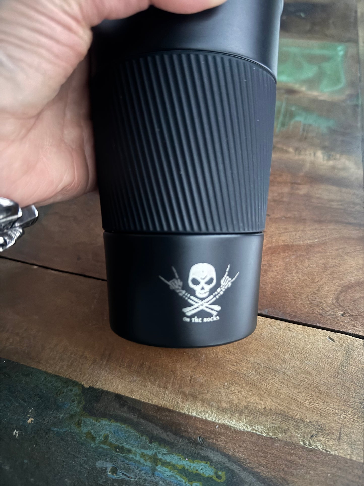 Mug "ONTHEROCKS"