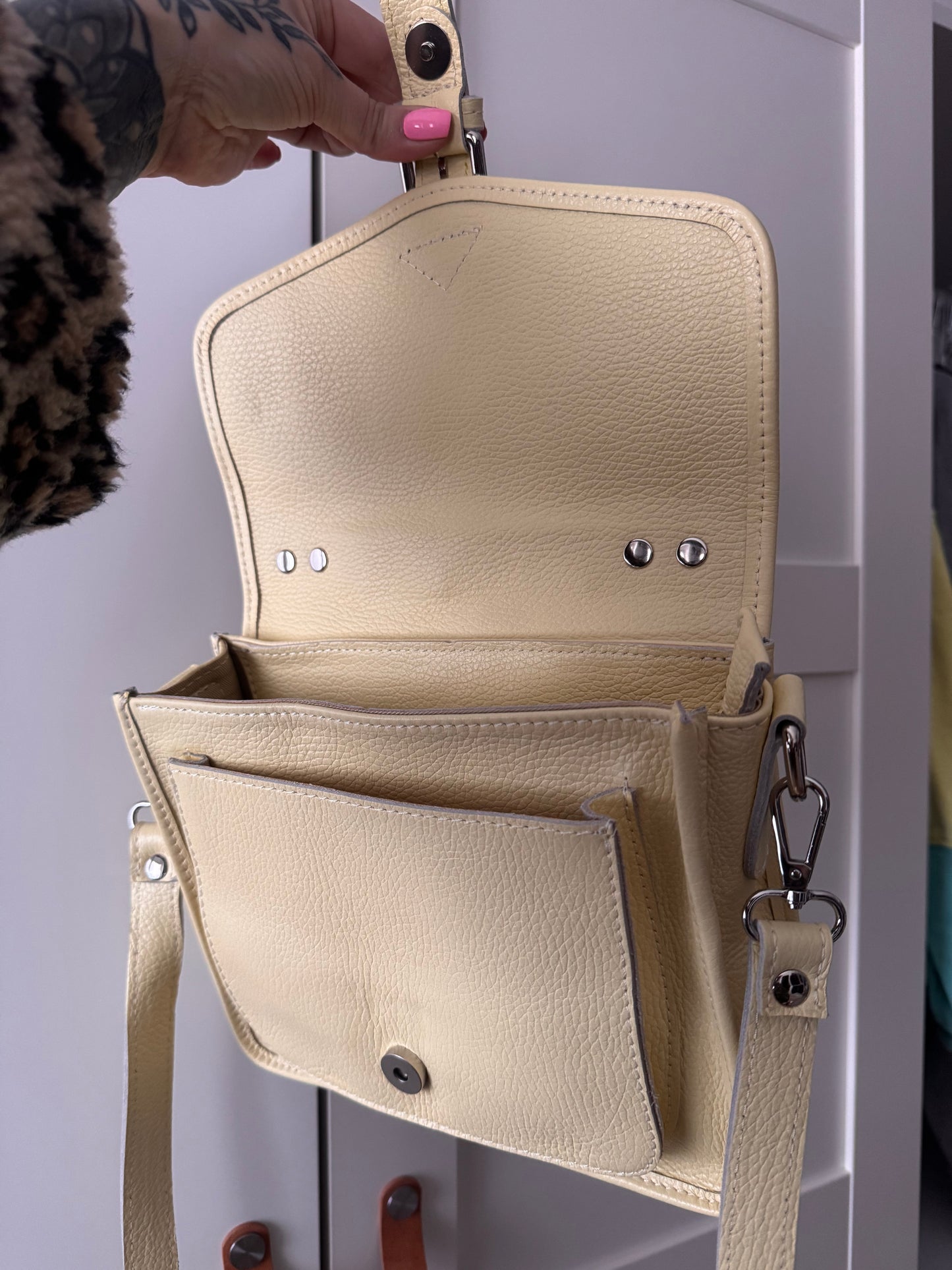 Retro Crossbody Bag // PASTELLGELB