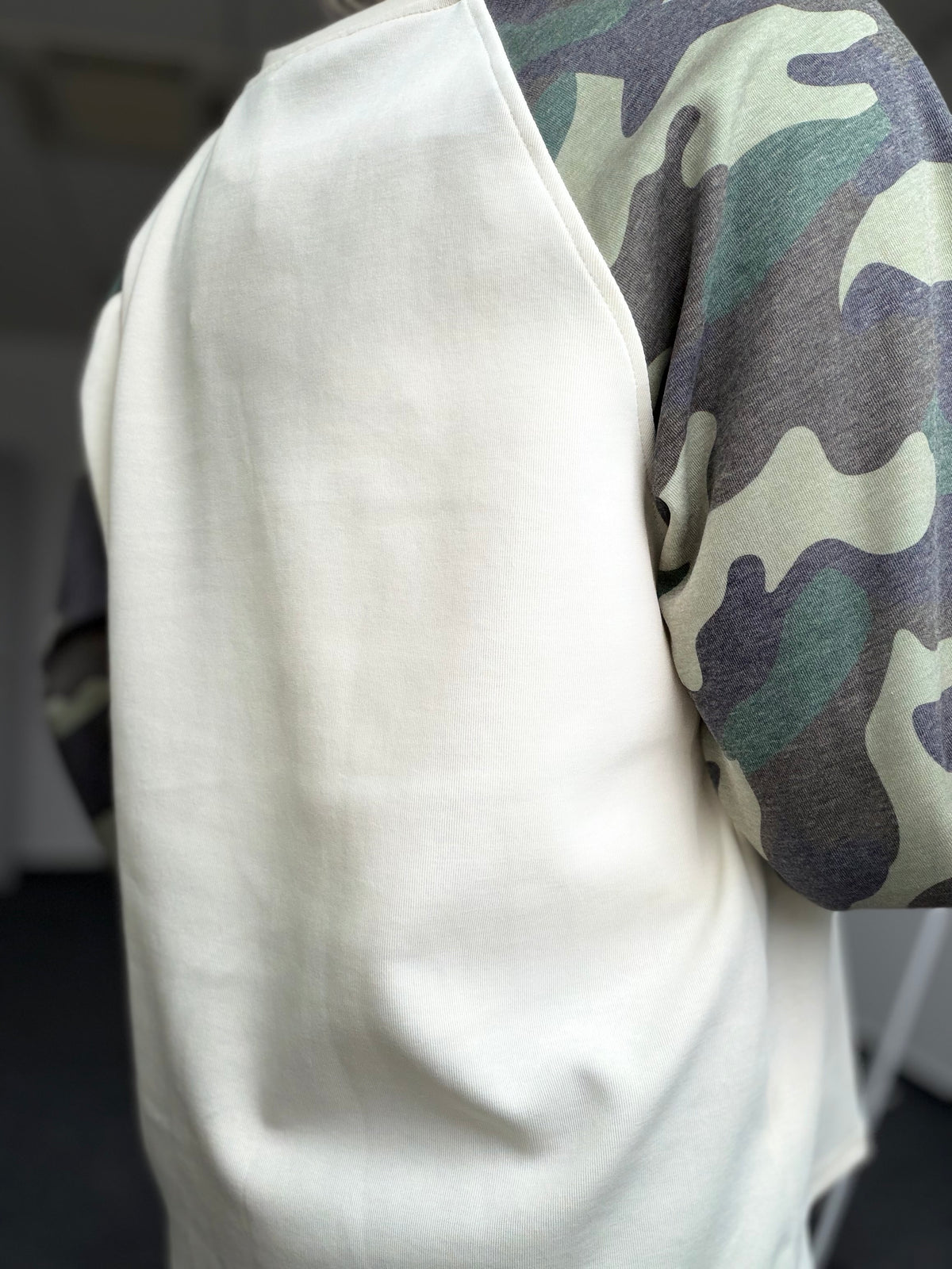 Sweater // NEW YORK