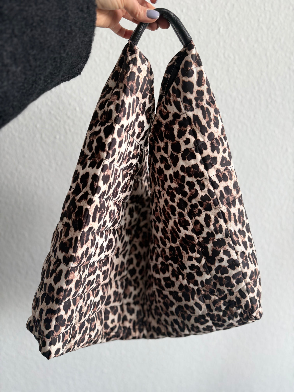 Shopping bag // LEO