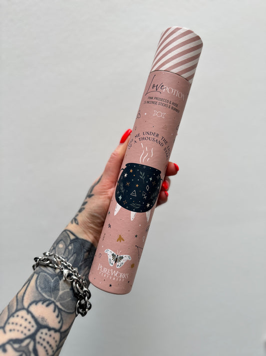 Räucherstäbchen inkl. Halterung // LOVE POTION