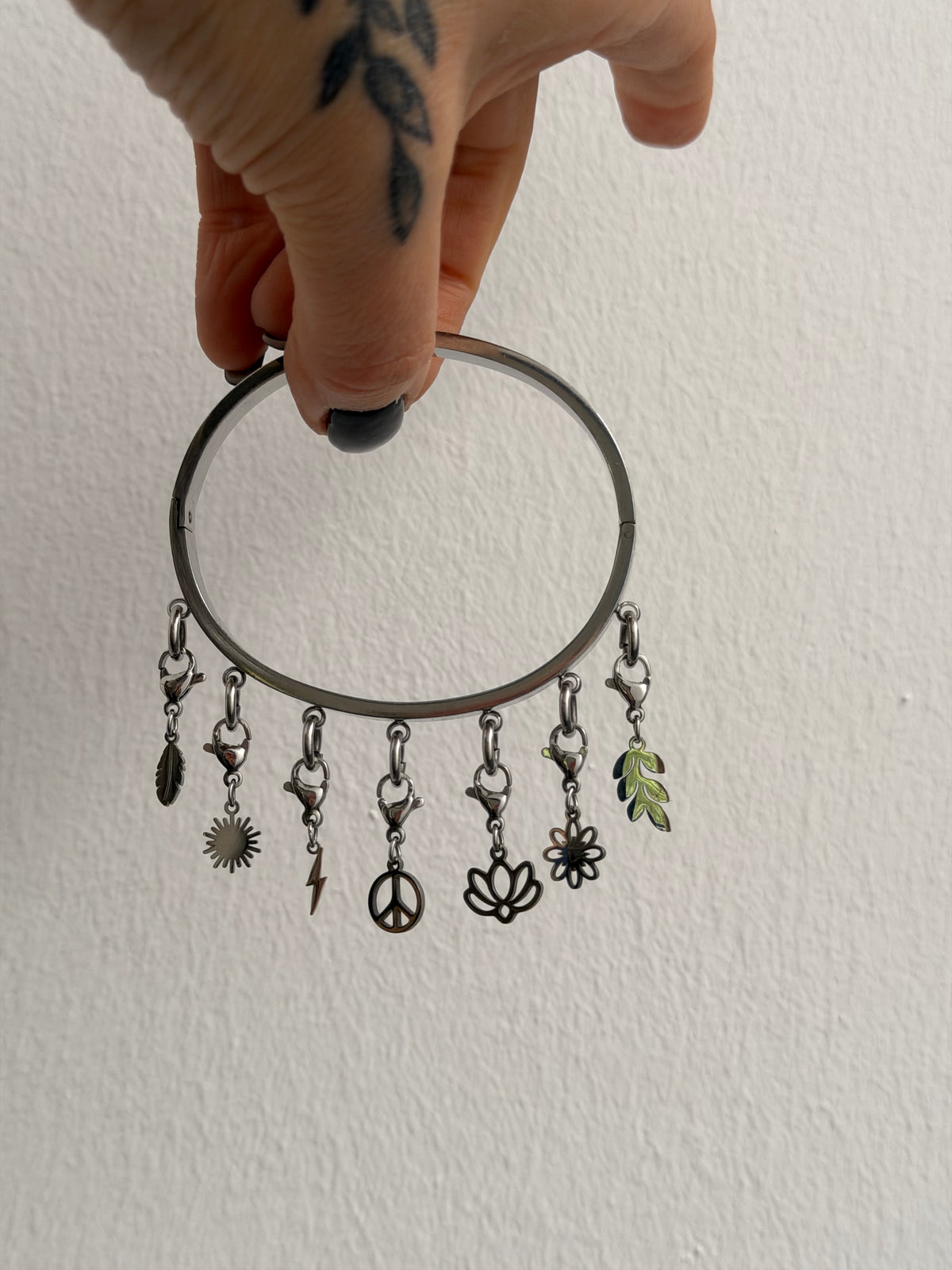 Armreif // CHARMS