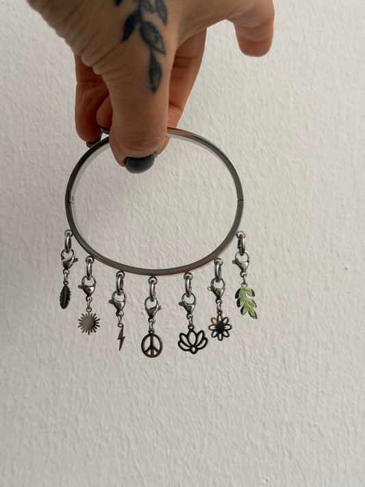 Armreif // CHARMS