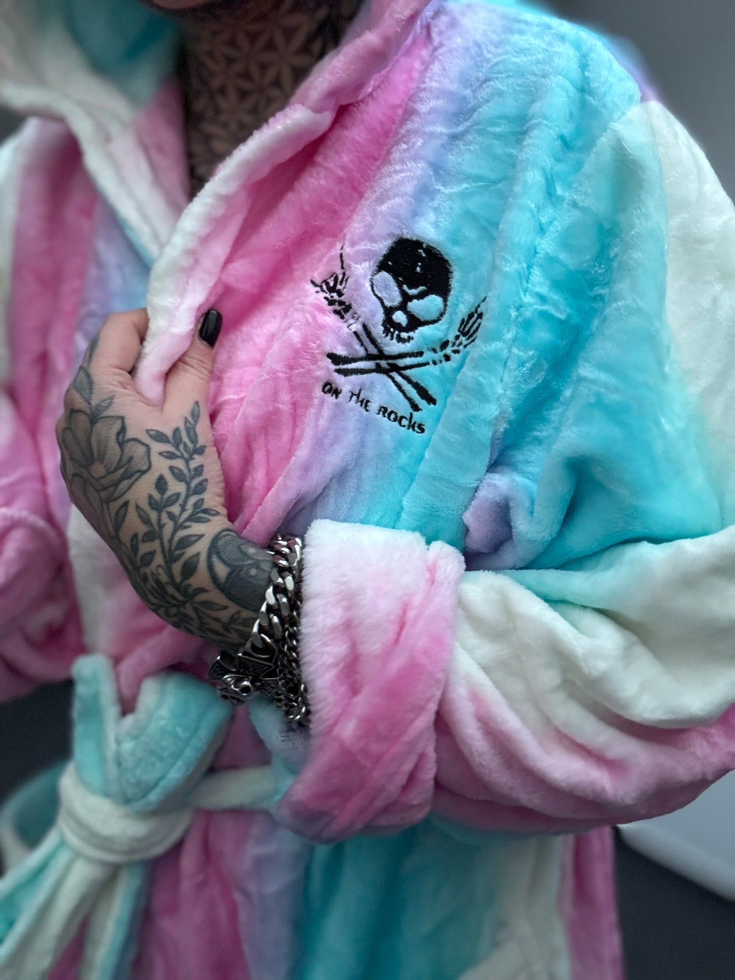 Bademantel // ONTHEROCKS RAINBOW