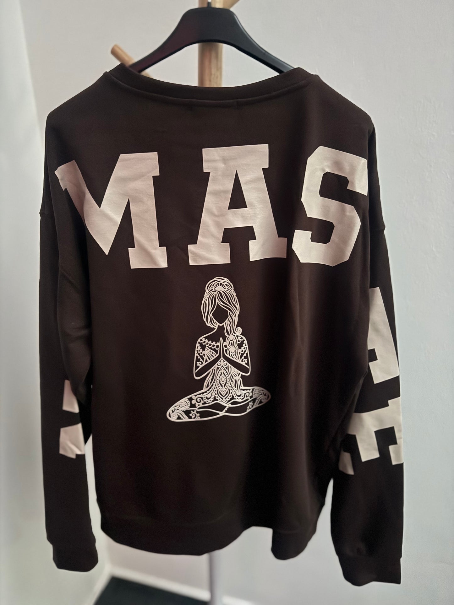 Statement Sweater // NAMASTE CHOCOLATE