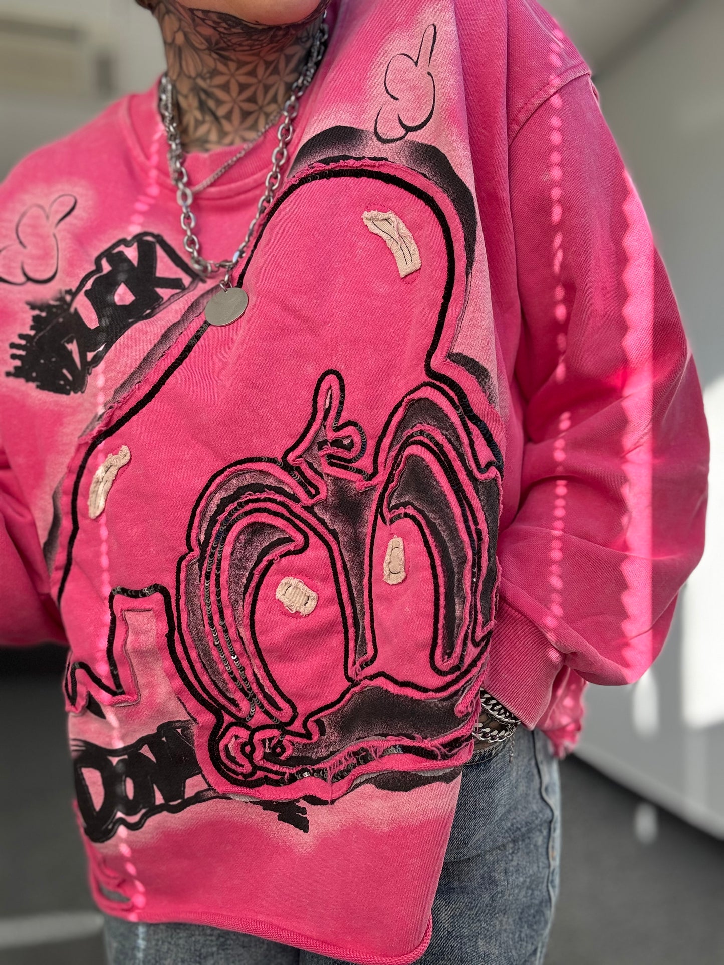 Sweater // PINK DUCK