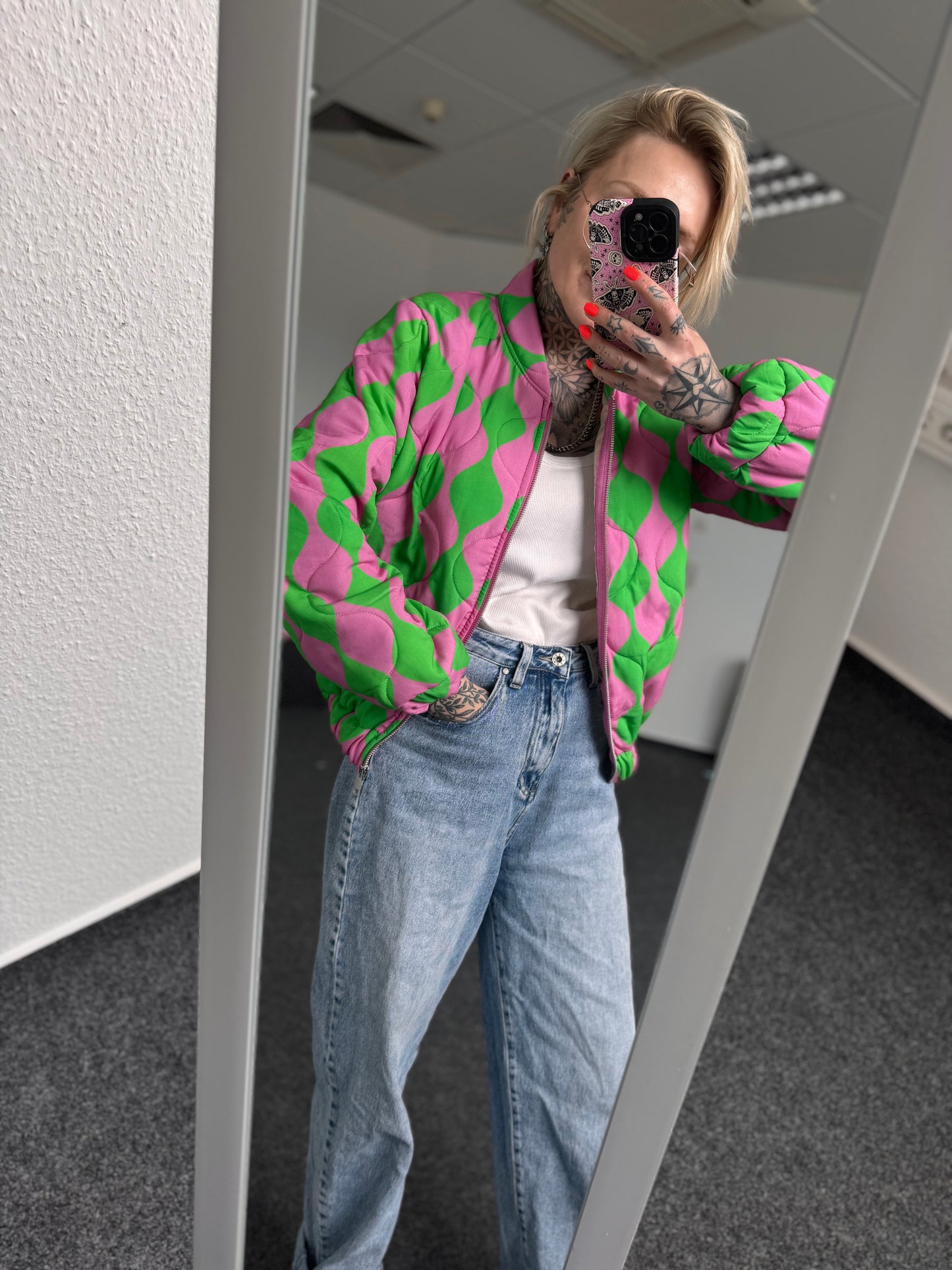 Steppjacke // GRÜN PINK