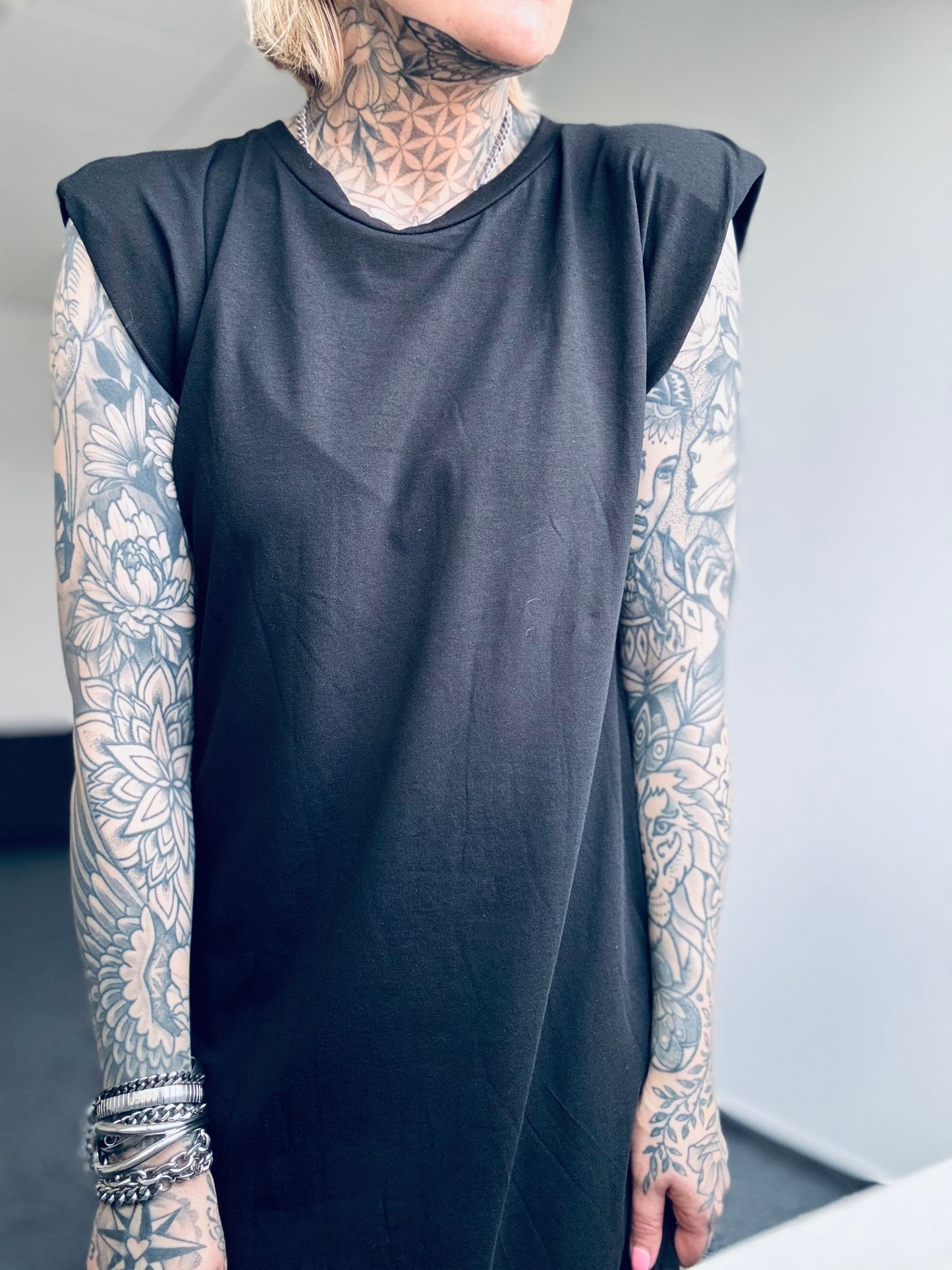 KLEID  // KLEINE SCHWARZE