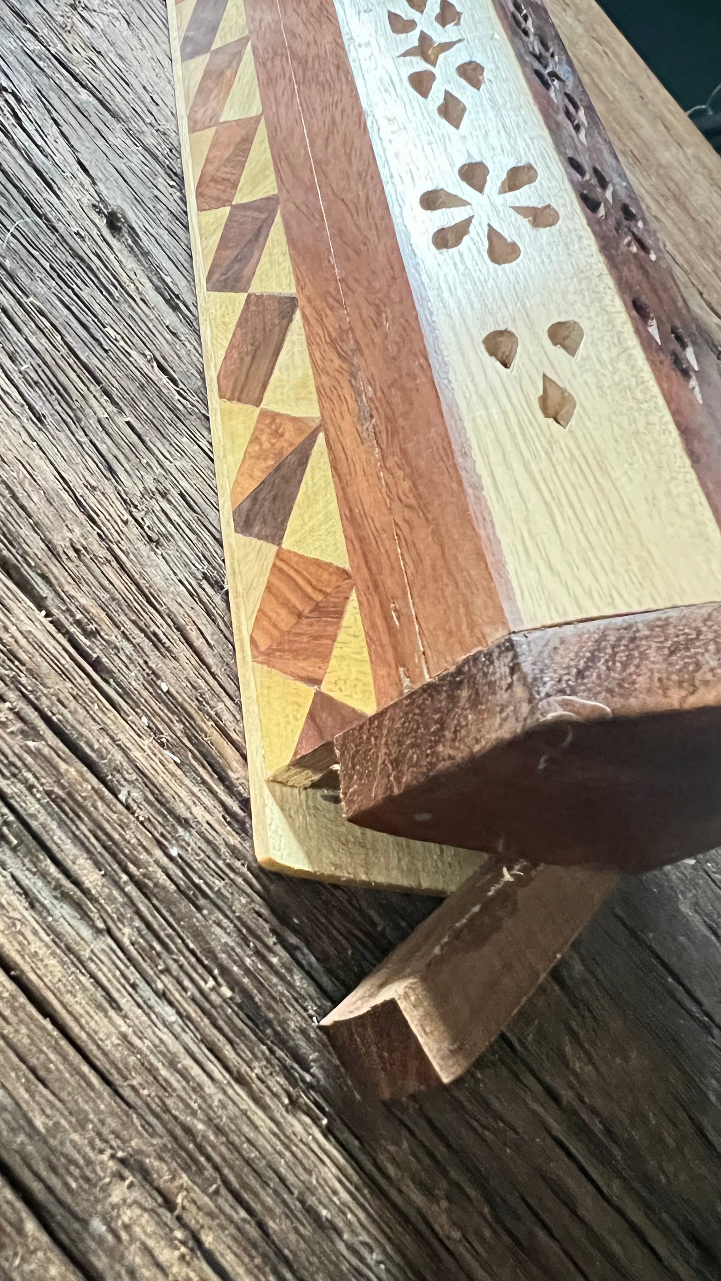 Räucherhalter // HOLZBOX