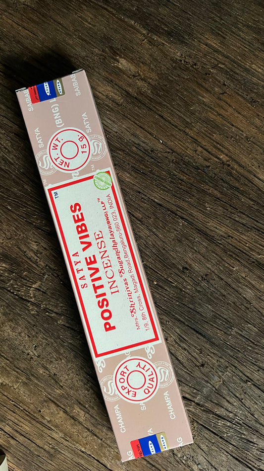 Räucherstäbchen // POSITIVE VIBES