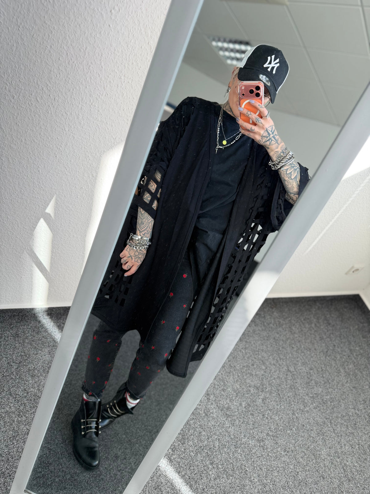 Cardigan // SKULL